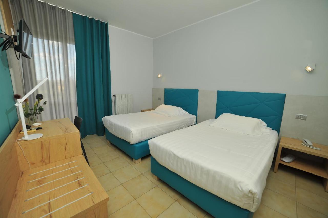 Hotel San Crispino Morrovalle المظهر الخارجي الصورة