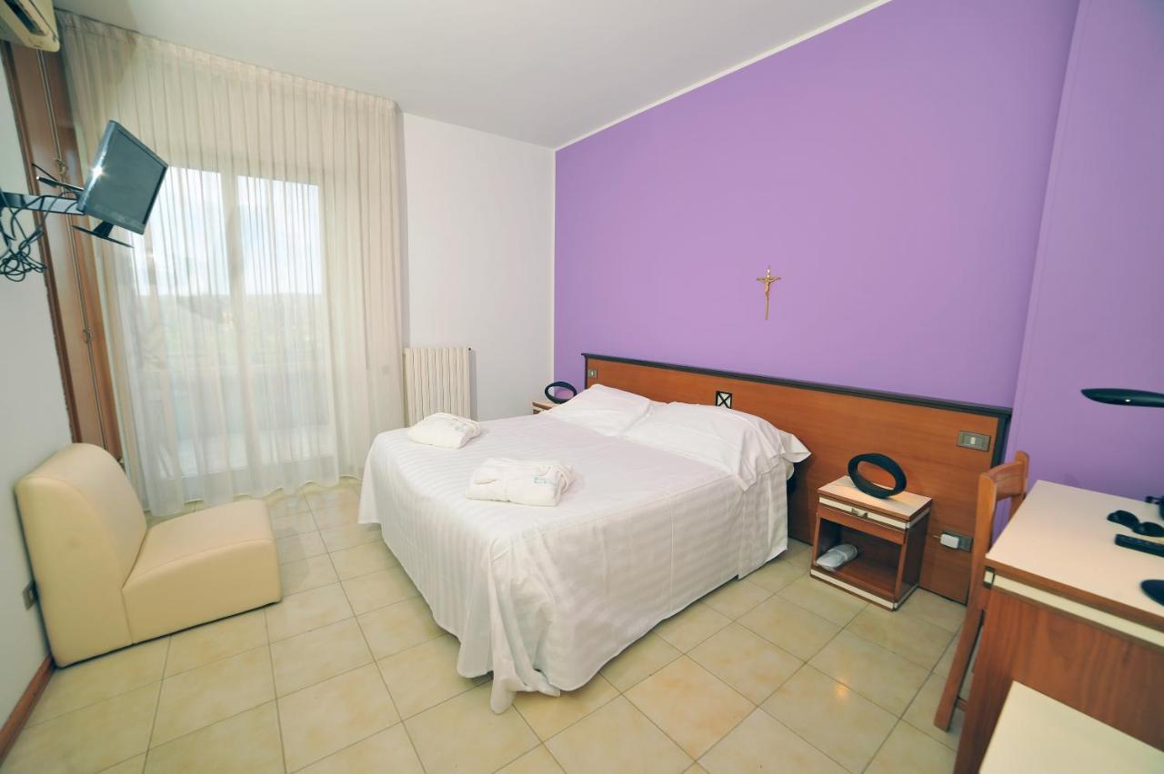 Hotel San Crispino Morrovalle المظهر الخارجي الصورة