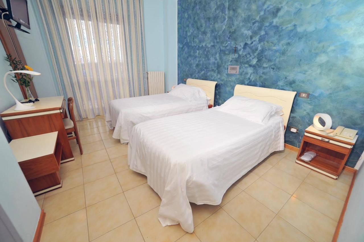Hotel San Crispino Morrovalle المظهر الخارجي الصورة
